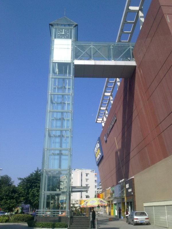 廣州番禺沙灣商場(chǎng)戶外觀光電梯工程